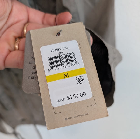 Levi's Woman's Cotton Hooded Anorak Army Green Jacket Size Medium. - Picture 11 of 12